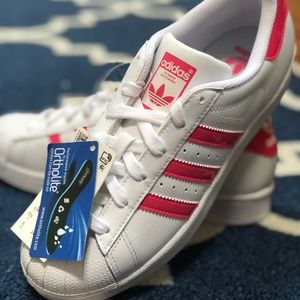 NIB Girls Superstar Adidas Shoe